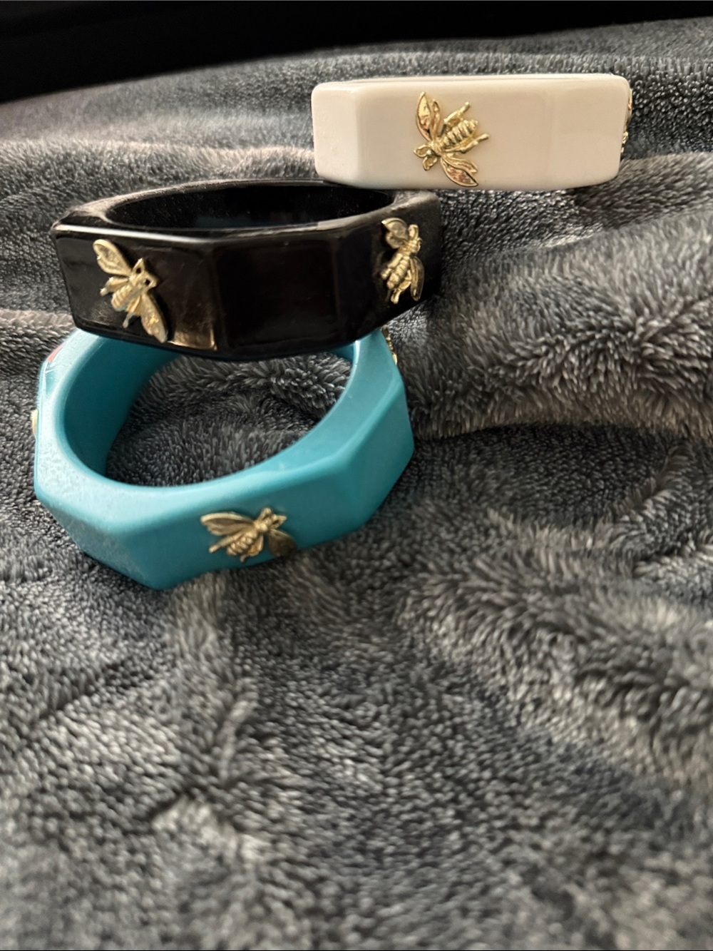 Stackable Bee Accent Bangle Set - White, Black, Teal